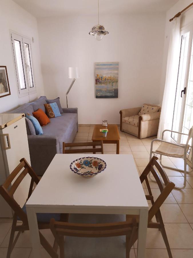 East Red Rock And View Leonidio Maisonette Studio Εξωτερικό φωτογραφία