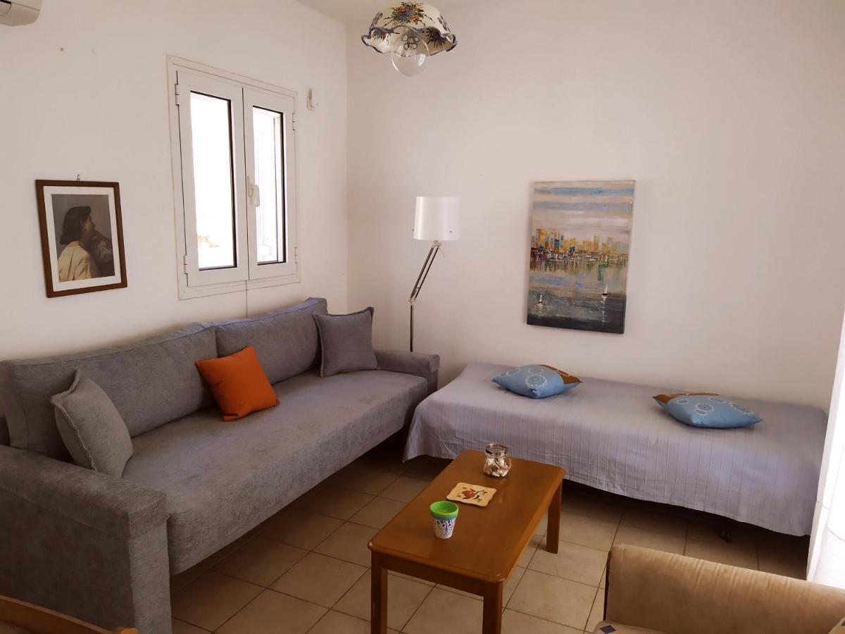 East Red Rock And View Leonidio Maisonette Studio Εξωτερικό φωτογραφία